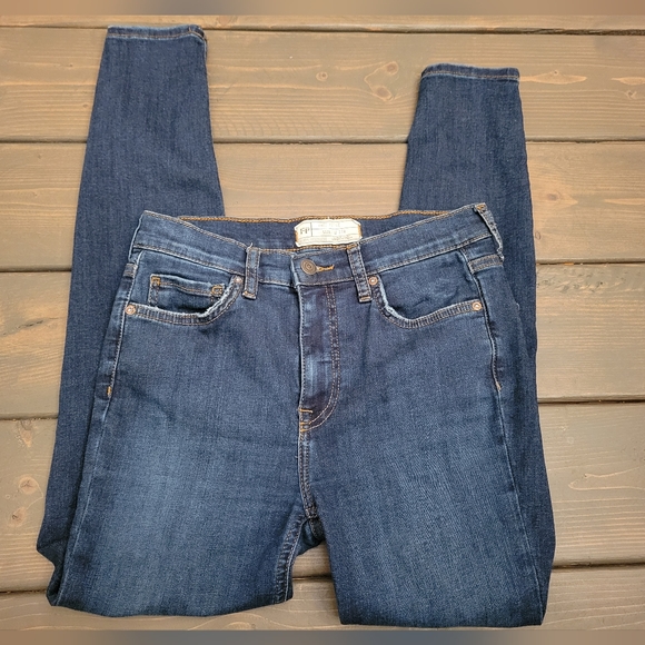 Free people busted knee jeans size 27 - Picture 3 of 7